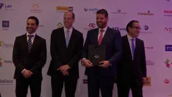 NOTA PREMIACIÓN USIL COMO ESR