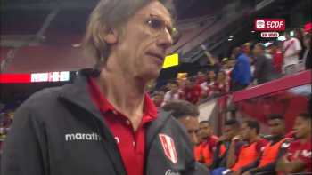 Nota Amistoso De Perú